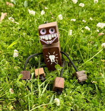 Load image into Gallery viewer, Tooth Fairy robots