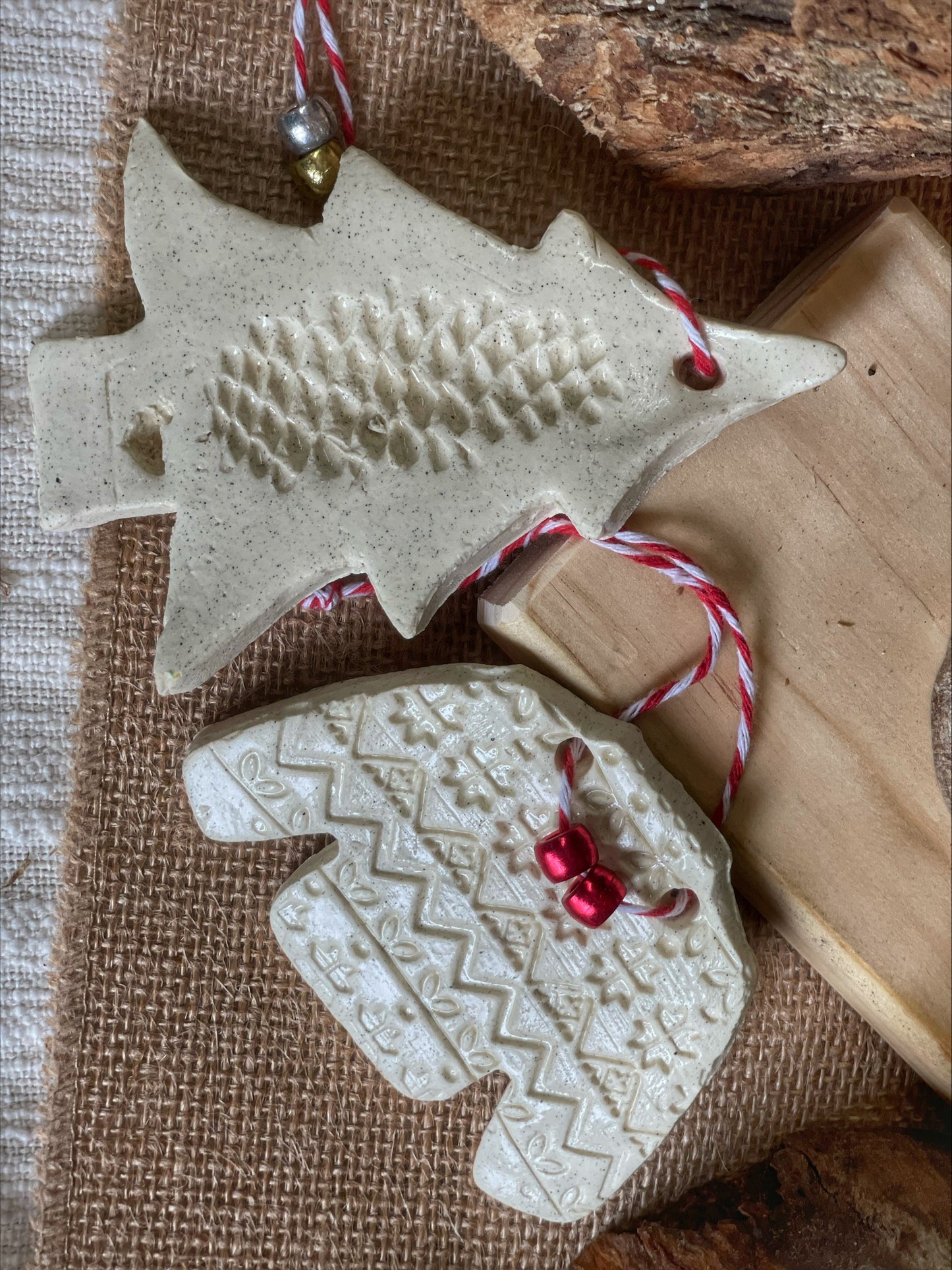 Christmas Tree Decoration – white ceramic assorted