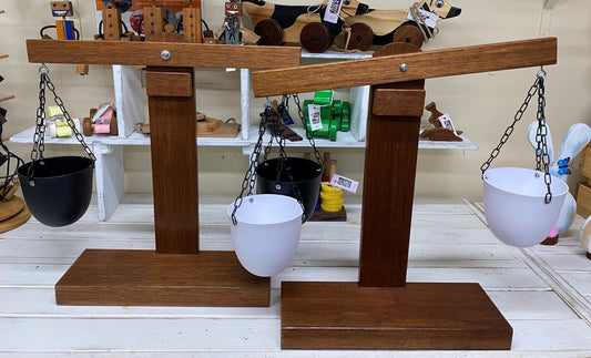 Kids Wooden Scales with plastic flower pot buckets